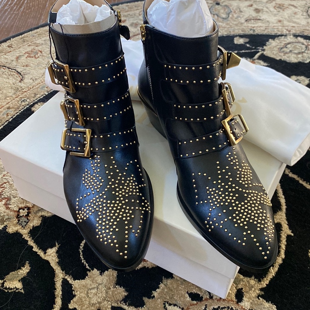 Brand new Chloe Susan ankle boots